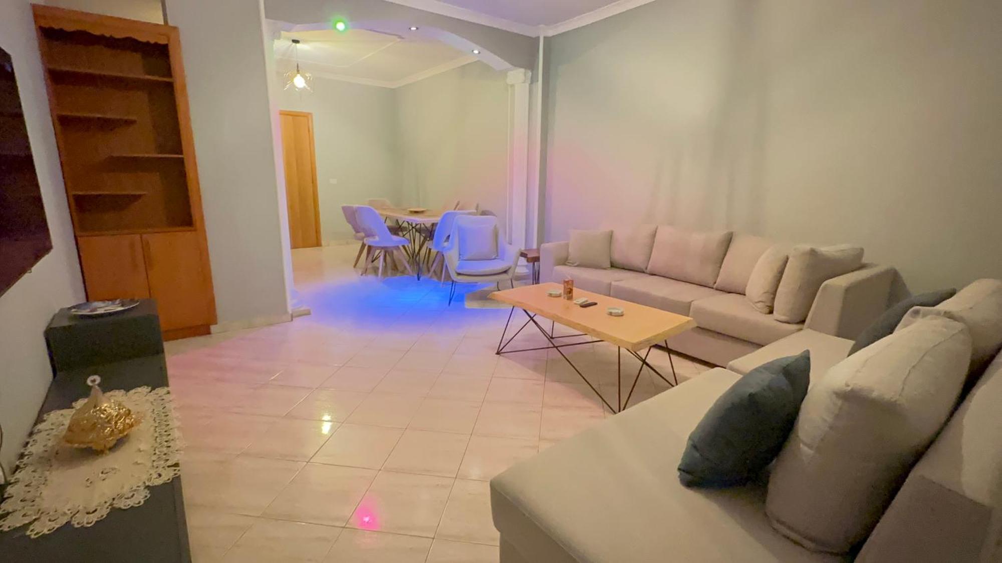 Dioras Apartment. ティラナ エクステリア 写真
