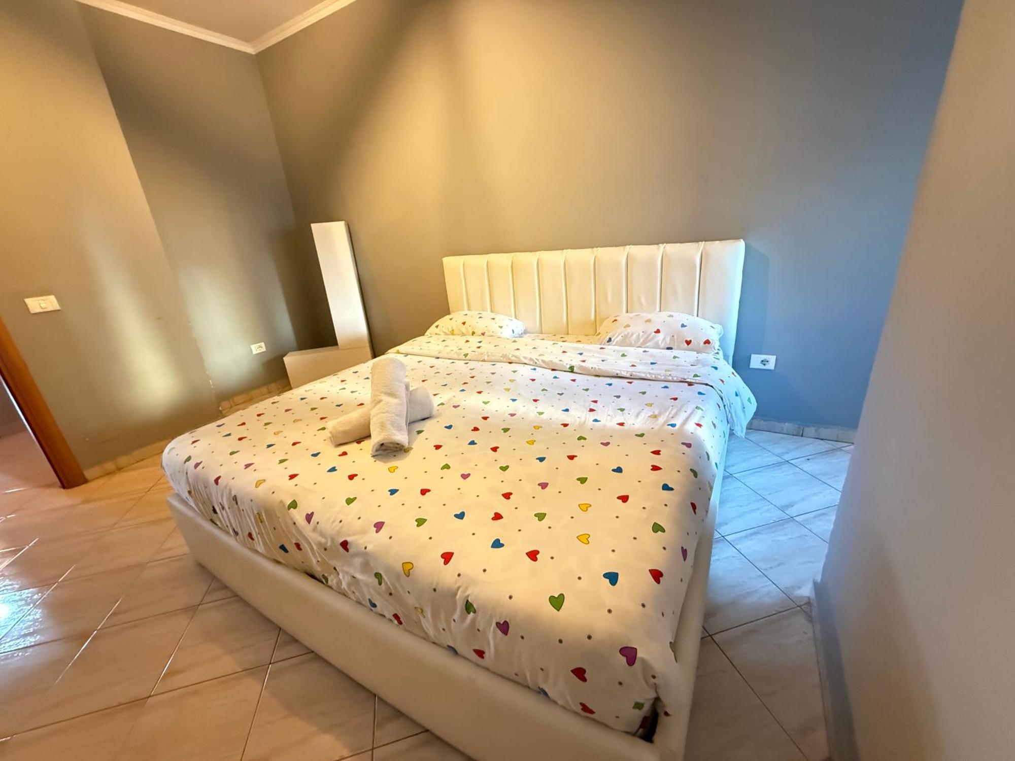 Dioras Apartment. ティラナ エクステリア 写真